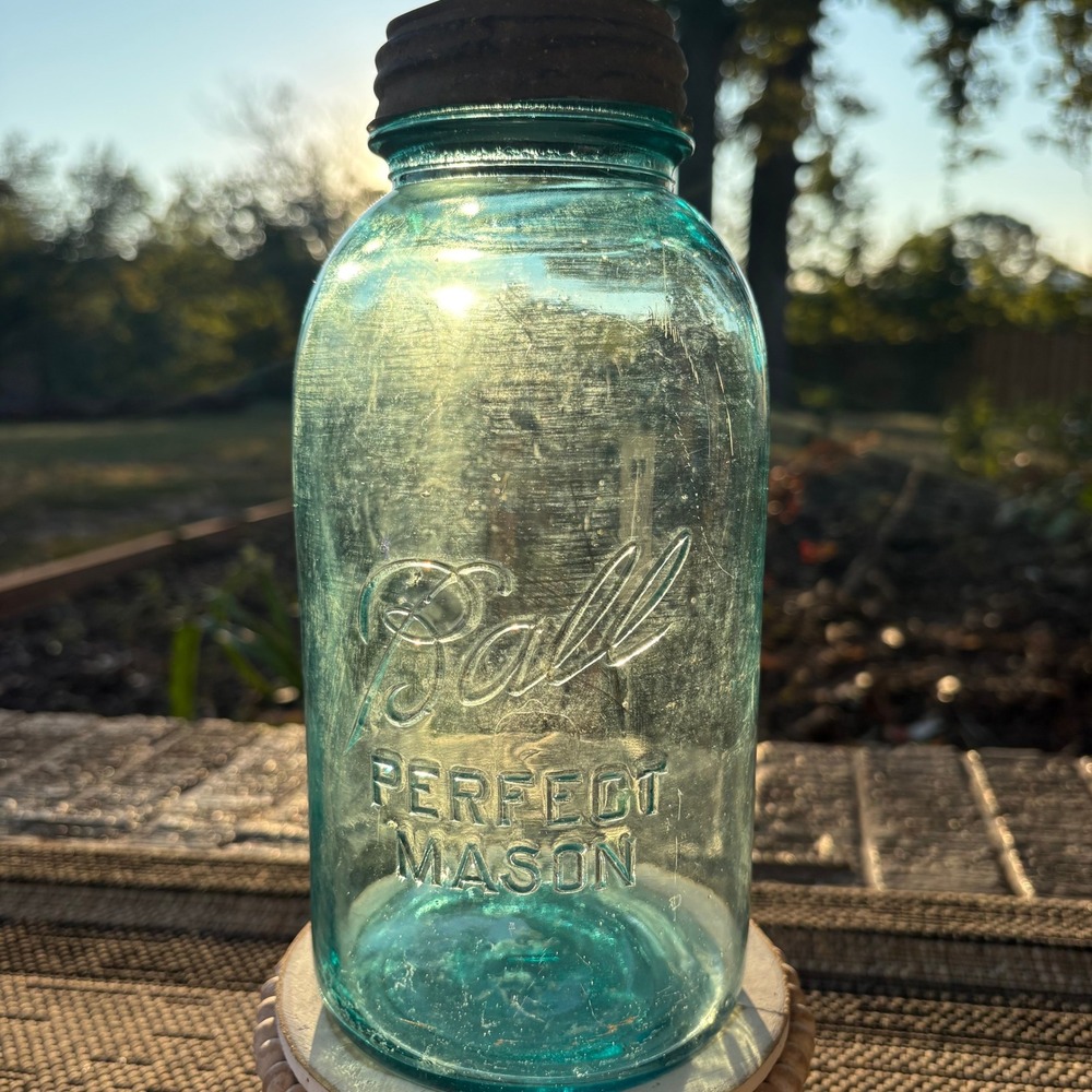 Vintage Blue Ball Perfect Mason Jar Half Gallon Blue 1923-1933 Zinc Lid